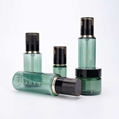 30 ml 90 ml 110 ml 130 ml Czarna pompa i 30 g kremowy słoik Kosmetyczne plastikowe butelki do pielęgnacji skóry